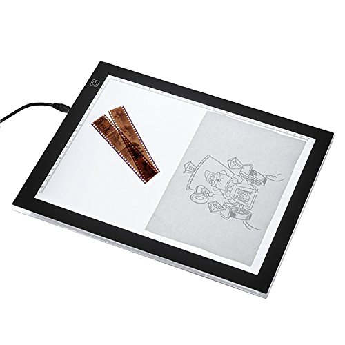 eSynic ESYNiC Table à Dessin A4 LED Tablette Lumineuse Professionnelle Ultra Plat Avec 3 Types de Luminosité Réglable Table pour Déssinateur Idéal Pour Artiste Dessin Pochoir Tatoué et le Travail de Photo code EAN B00ZCG2NGG 