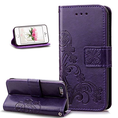 ikasus Coque iPhone SE,Coque iPhone 5S,Coque iPhone 5,Coque iPhone SE / 5S / 5,Etui iPhone SE, ikasus® Coque iPhone SE / 5S / 5 Bookstyle Étui Housse en Cuir Case, Gaufrage Trèfle Fleur Floral Motif Etui Housse Cuir PU Portefeuille Folio Flip Case Cover Wallet Coque Protection Étui avec Flex Soft Silicone TPU et Fonction Support Fermeture Aimantée Carte de crédit Logement Poches Case Coque Housse Étui pour Apple iPhone SE & iPhone 5S 5 - Violet code EAN B01FVTD3IA 