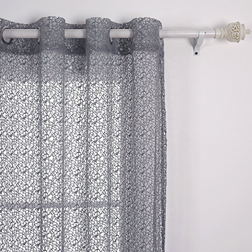 Rideau voilage à oeillets