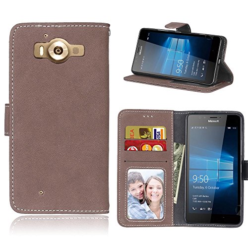 Cozy Hut Microsoft Lumia 950 (5,2 Zoll) Coque Lanyard Dragonne Portefeuille étui en cuir PU,Microsoft Lumia 950 (5,2 Zoll) Flip magnétique Cas avec support Béquille de carte,Cozy Hut Créatif Simple Book Style [Anti-scratch] Retro Matte Motif Prime Ultra Slim Fit Wallet Protecteur Étui Coque Flip PU Cuir Portefeuille Etui Housse Coque Coquille avec Stand et les fentes de carte de crédit pour Microsoft Lumia 950 (5,2 Zoll) - Brown Matte code EAN B01N3OW2KA 