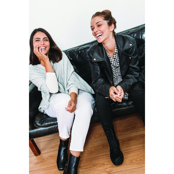 TEX BIEN ETRE ANIMAL  Poncho cachemire  code EAN T000000859981 