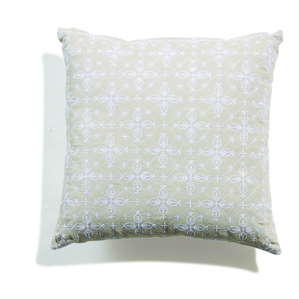 Coussin brodé
