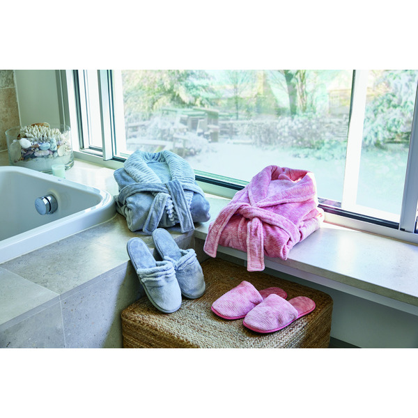 TEX HOME Coffret peignoir et chaussons "Fanny" ou "Snow"  code EAN T000000885336 